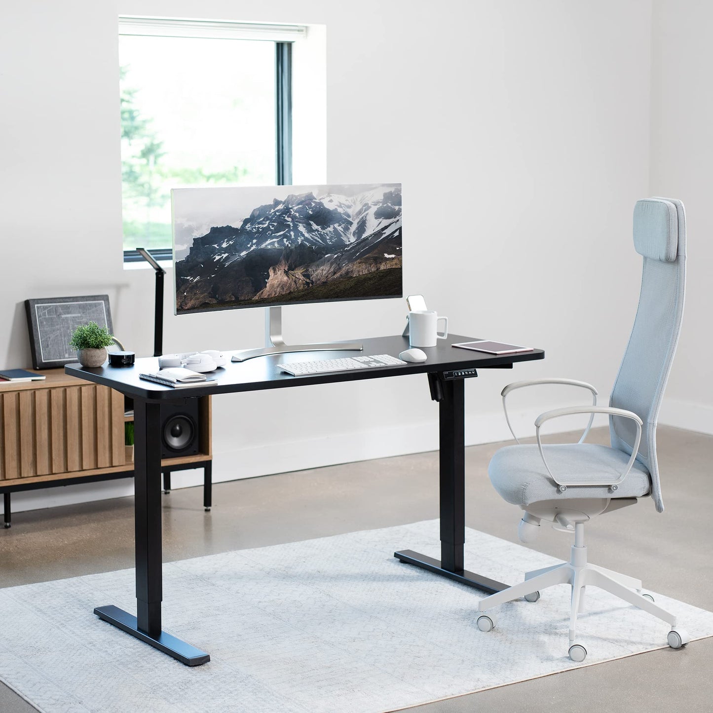 VIVO Electric Height Adjustable 60 x 24 inch Memory Stand Up Desk, Black Solid One-Piece Table Top, Black Frame, Standing Workstation with Preset Controller, 1B Series, DESK-KIT-1B6B