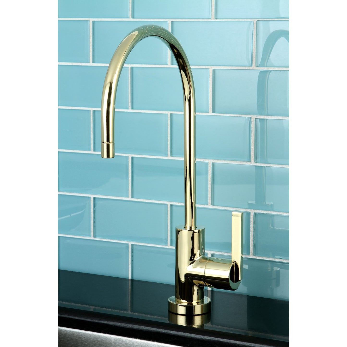 Kingston Brass KS8192CTL Continental Water Filtration Faucet, 5-3/4 inch in Spout Reach, Polished Brass