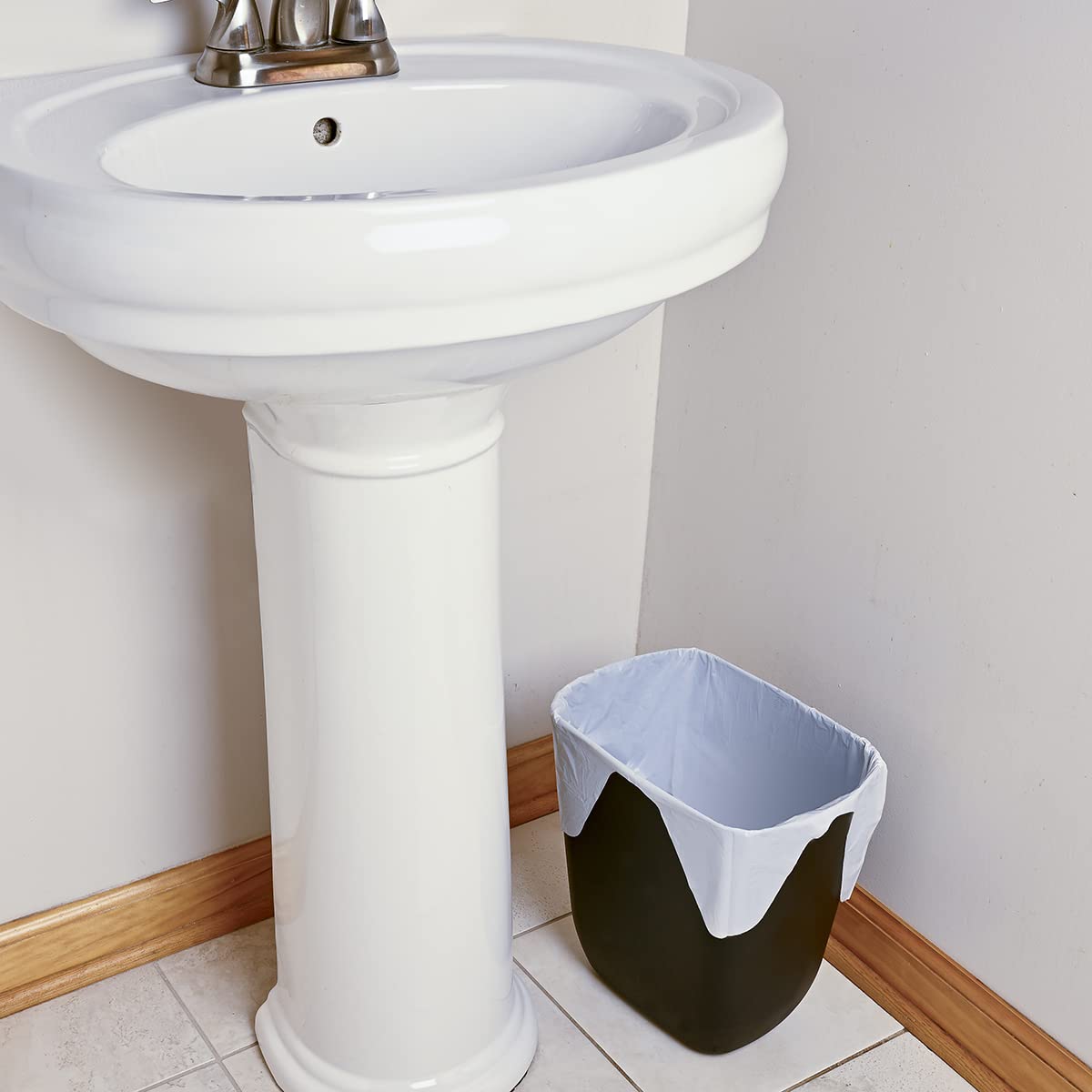 Amazon Basics 4 Gallon Trash Bags, Flap Ties, Fresh Scent, 80 Count, Pack of 1