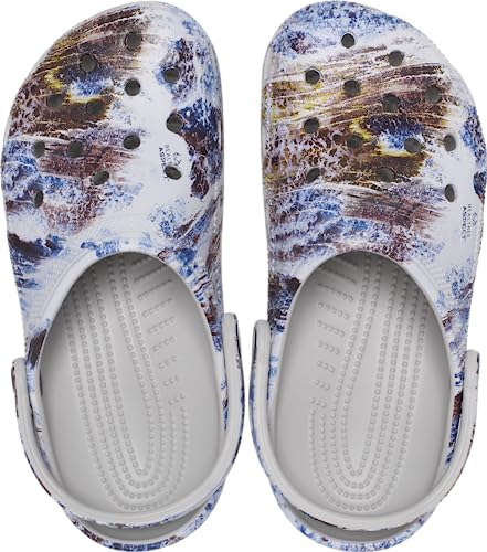 Crocs Unisex-Adult Classic Realtree Clog, Camo Shoes, Atmosphere, 4 Men/6 Women