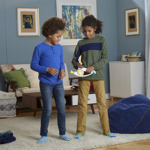 Hasbro Gaming Bop It! Electronic Game for Kids Ages 8 and up, Kids Games for 1 or More Players, Board Games for Kids, Kids Gifts