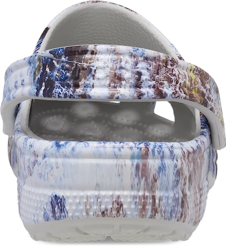 Crocs Unisex-Adult Classic Realtree Clog, Camo Shoes, Atmosphere, 4 Men/6 Women