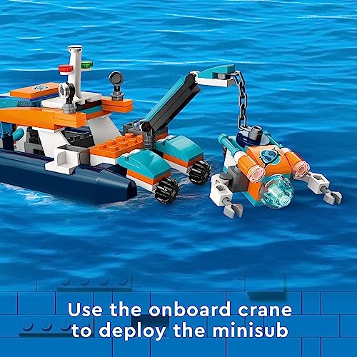 LEGO City Explorer Diving Boat 60377 Ocean Building Toy, Includes a Coral Reef Setting, Mini-Submarine, 3 Minifigures and Manta Ray, Shark, Crab, 2 Fish and 2 Turtle Figures