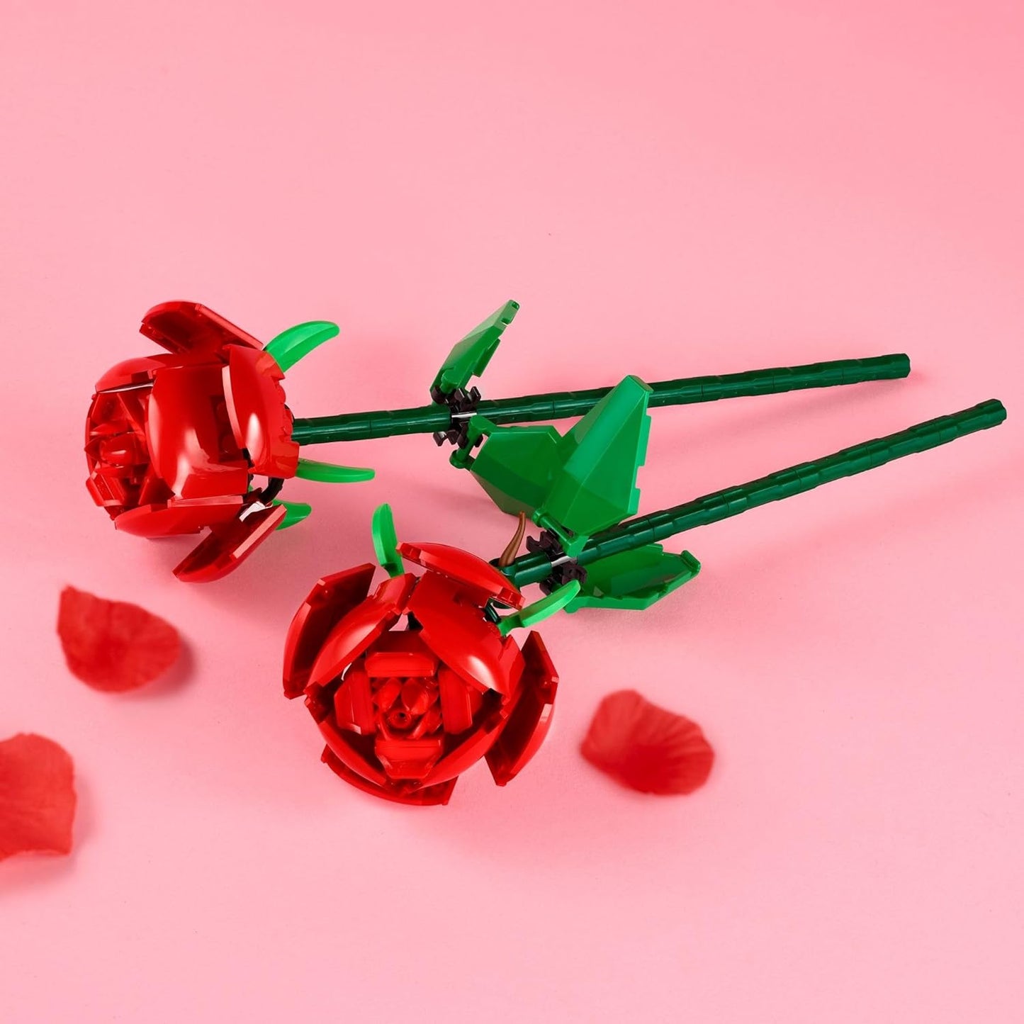 LEGO Roses - Building Toy for Kids, Girls & Boys, Ages 8+ - Artificial, Fake Roses for Home Decor & Display - Gift for Valentines Day for Her & Him - 40460