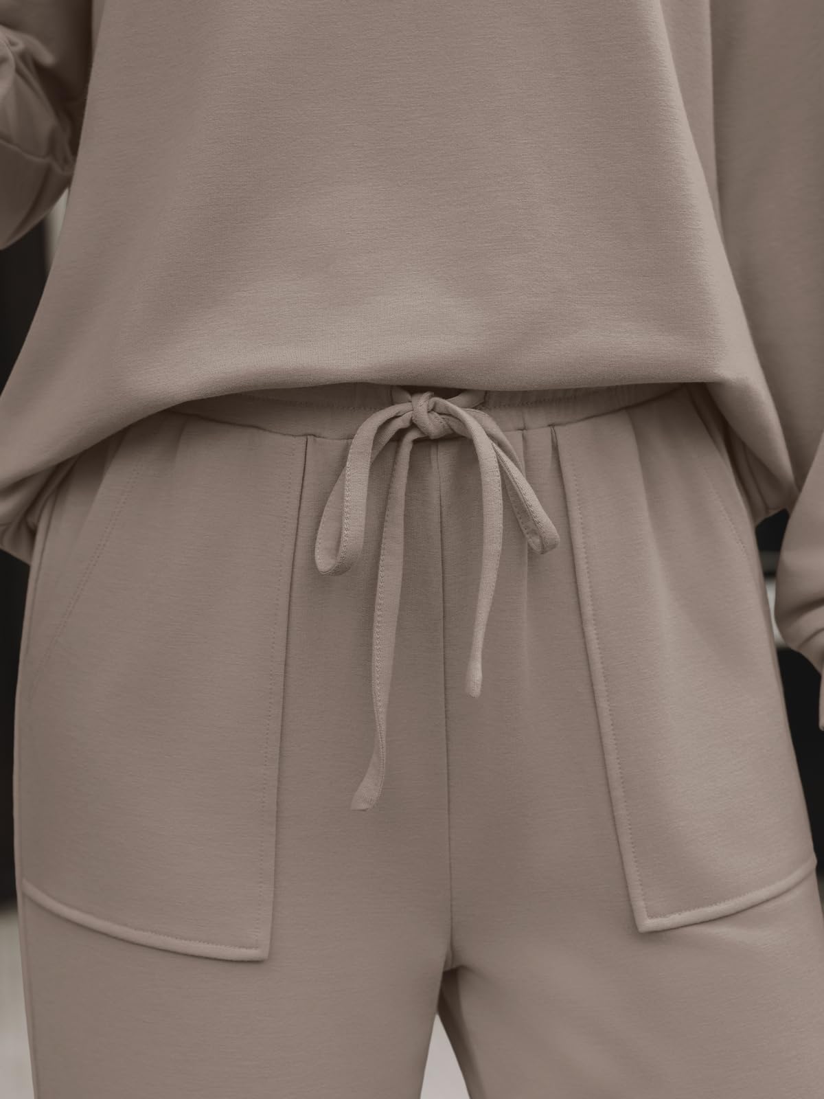 LILLUSORY Womens Lounge Two 2 Piece Sets Early Fall 2025 Fashion Outfits Clothes Clothing Matching Sweatsuit Sweat Suit Trendy Airport Travel Winter Loungewear Pajamas Cruise Old Money Nutmeg M