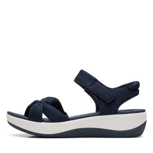 Clarks Women's Arla Shore Flat Sandal, Navy Textile, 10 Wide