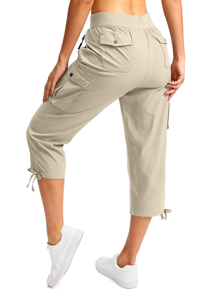Soothfeel Women's Cargo Capris Pants with 6 Pockets Lightweight Quick Dry Travel Hiking Summer Pants for Women Casual (Khaki, M)
