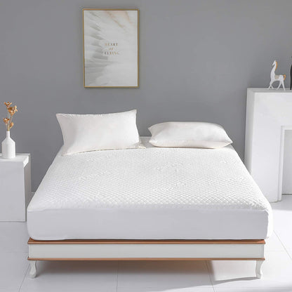 King Size Waterproof Mattress Protector Rayon from Bamboo Fitted Mattress Pad Cover with Deep Pocket Up to 18''
