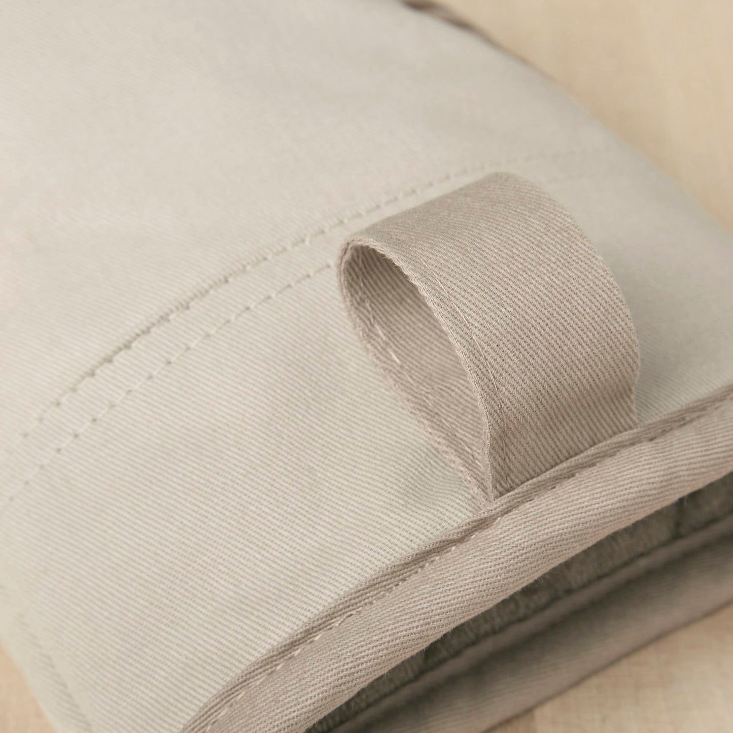 KitchenAid Beacon Two-Tone Non-Slip Mini Oven Mitt Set, Milkshake/Beige, 5.5"x8", 2 Piece