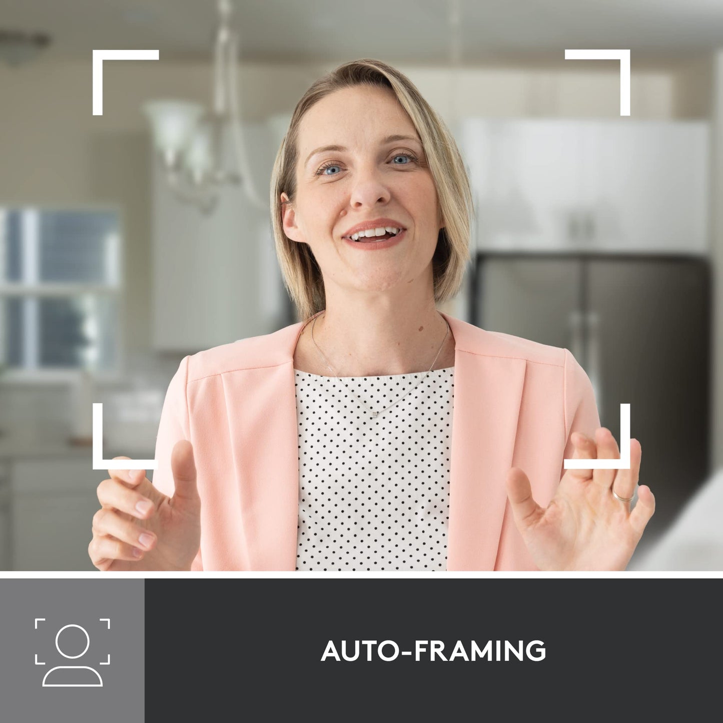 Logitech Brio 500 Full HD Webcam with Auto Light Correction,Show Mode, Dual Noise Reduction Mics, Webcam Privacy Cover, Works with Microsoft Teams, Google Meet, Zoom, USB-C Cable - Off White