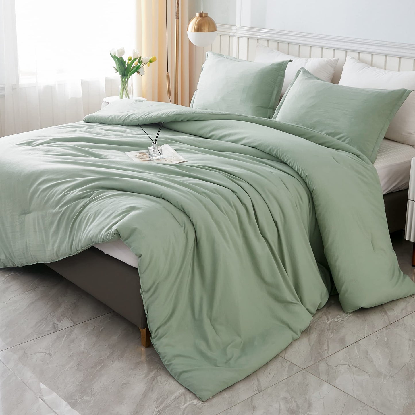 Litanika Queen Comforter Set Sage Green, 3 Pieces Lightweight Solid Bedding Comforters Sets, Double Down Alternative Comforter Bed Set (90x90In Comforter & 2 Pillowcases)