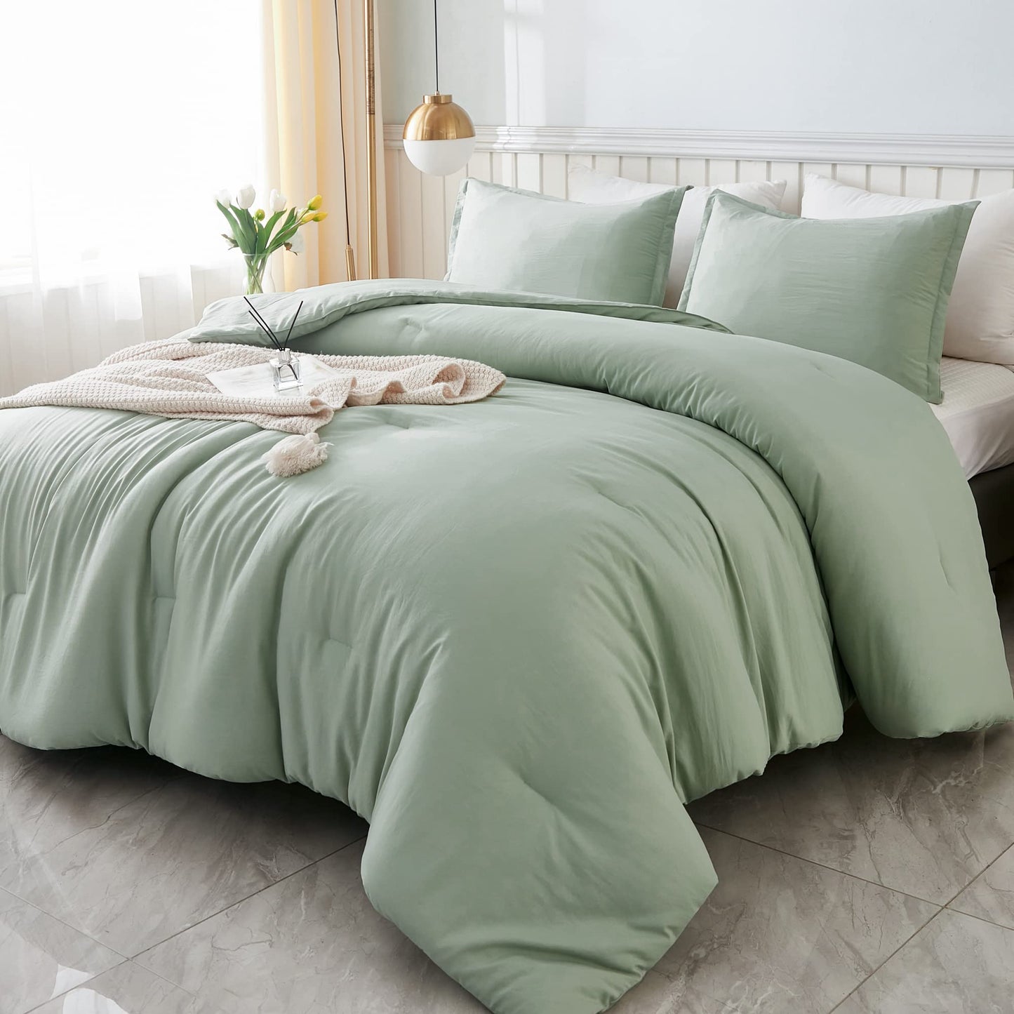 Litanika Queen Comforter Set Sage Green, 3 Pieces Lightweight Solid Bedding Comforters Sets, Double Down Alternative Comforter Bed Set (90x90In Comforter & 2 Pillowcases)