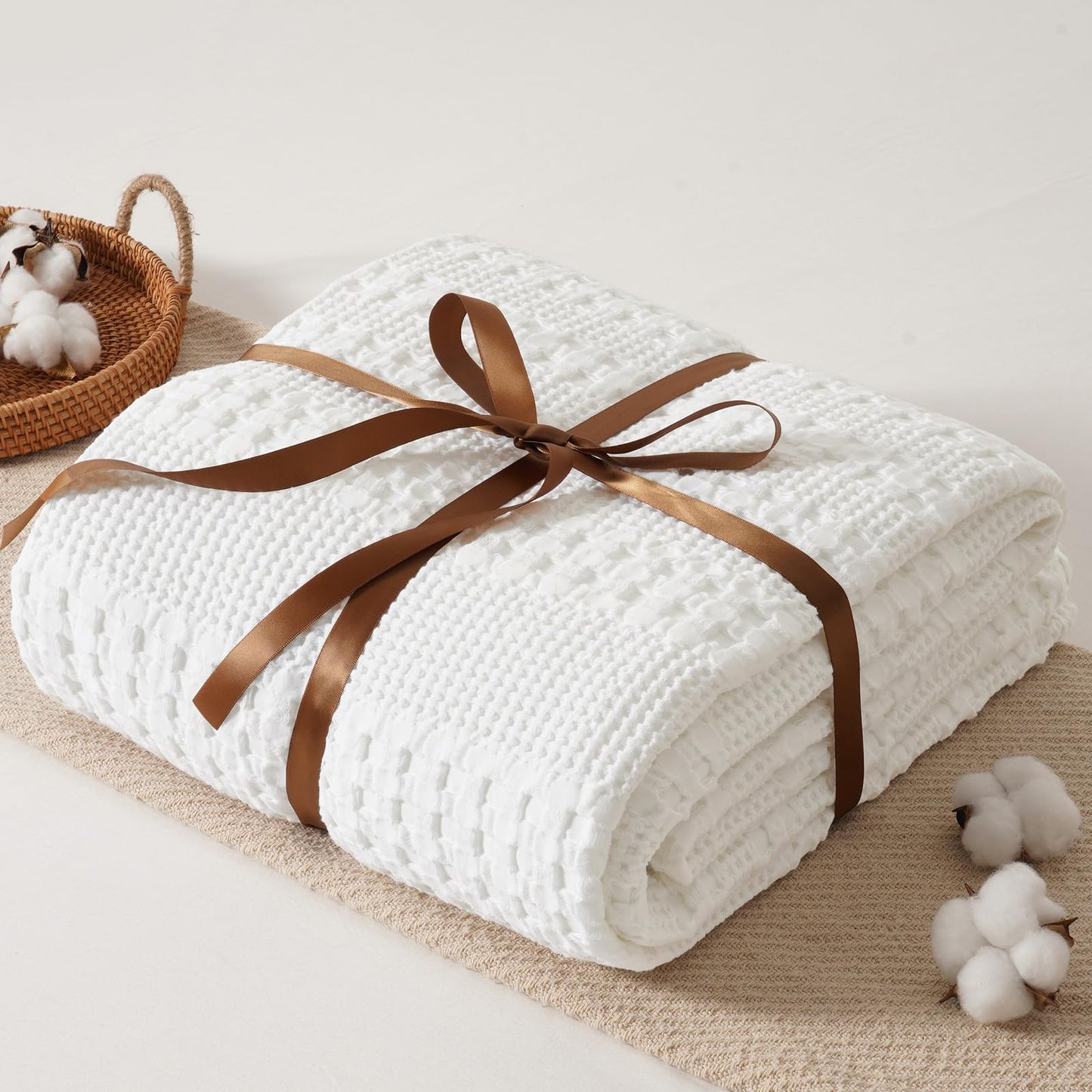 David's Home 100% Cotton Waffle Weave Throw Bed Blanket Queen Size, Lightweight Breathable Soft Spring Blanket for Bed, Gift for Women, Aesthetics Home Decor for Couch Sofa Bedding，White，90" * 90"