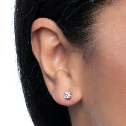 Amazon Essentials IGI Certified 0.5 Carat Solitaire Lab Grown Diamond Stud Earrings for Women in Solid 14k White Gold - 4 Prong Round Cut (G-H Color, VS1-VS2 Clarity) - Gold Stud Earrings - Stud Earrings for Women