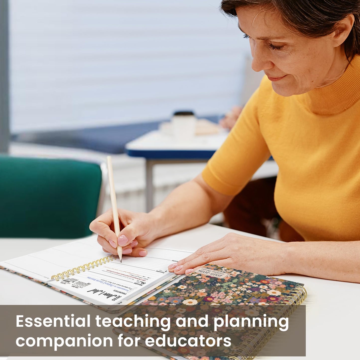 Planner 2025-2026, Monthly and Weekly Calendar Academic Planner (July 2025 - June 2026), Hardcover Student Teacher Planning Agenda Book with Tabs, Perfect for Office School Supplies, A5 (6.3" x 8.5") - Petals