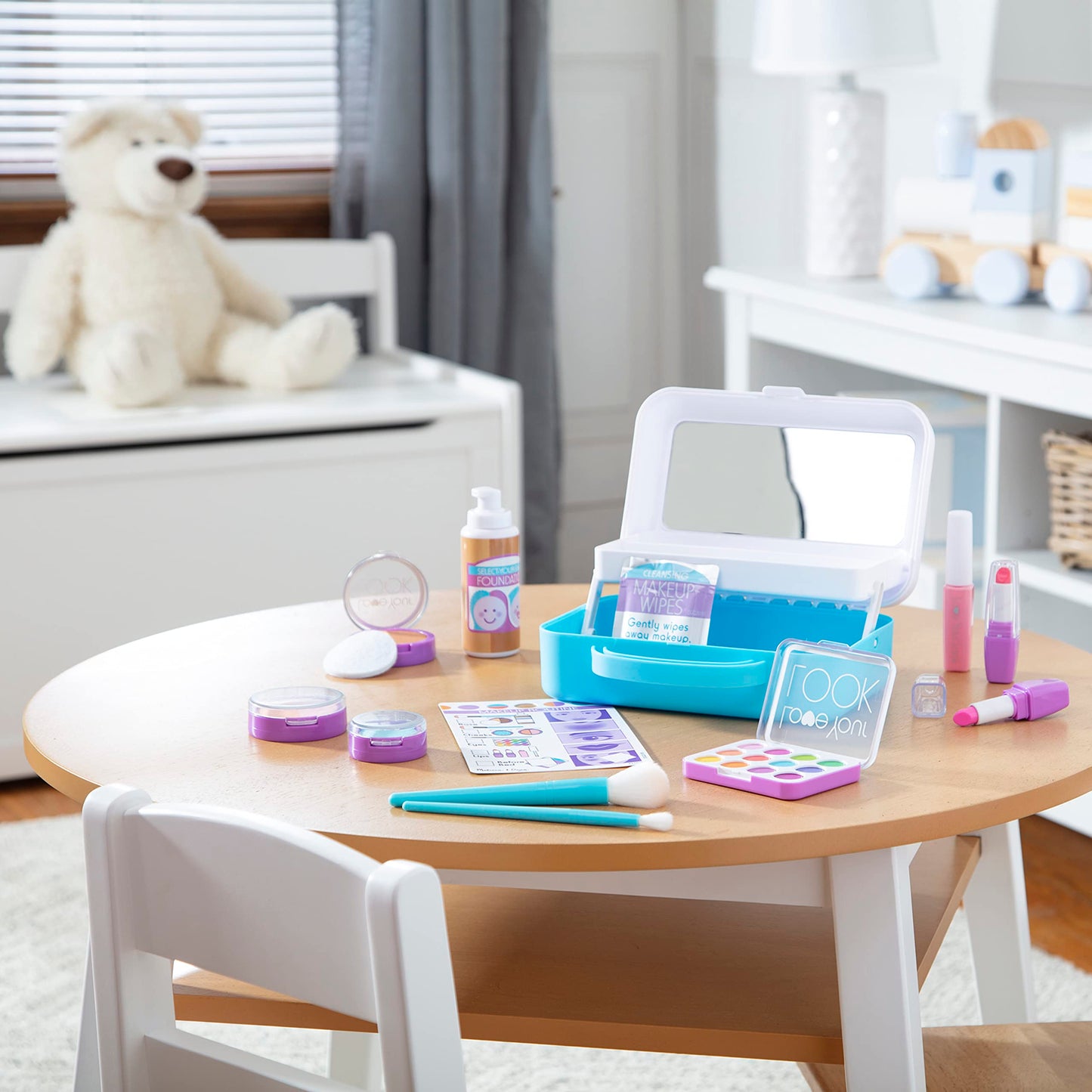 Melissa & Doug Love Your Look Pretend Makeup Kit (16 pcs) – Kids Vanity Set with Realistic Accessories, Mess-Free Fake Makeup for Girls, Dress-Up & Imaginative Play Toy, Ages 3++