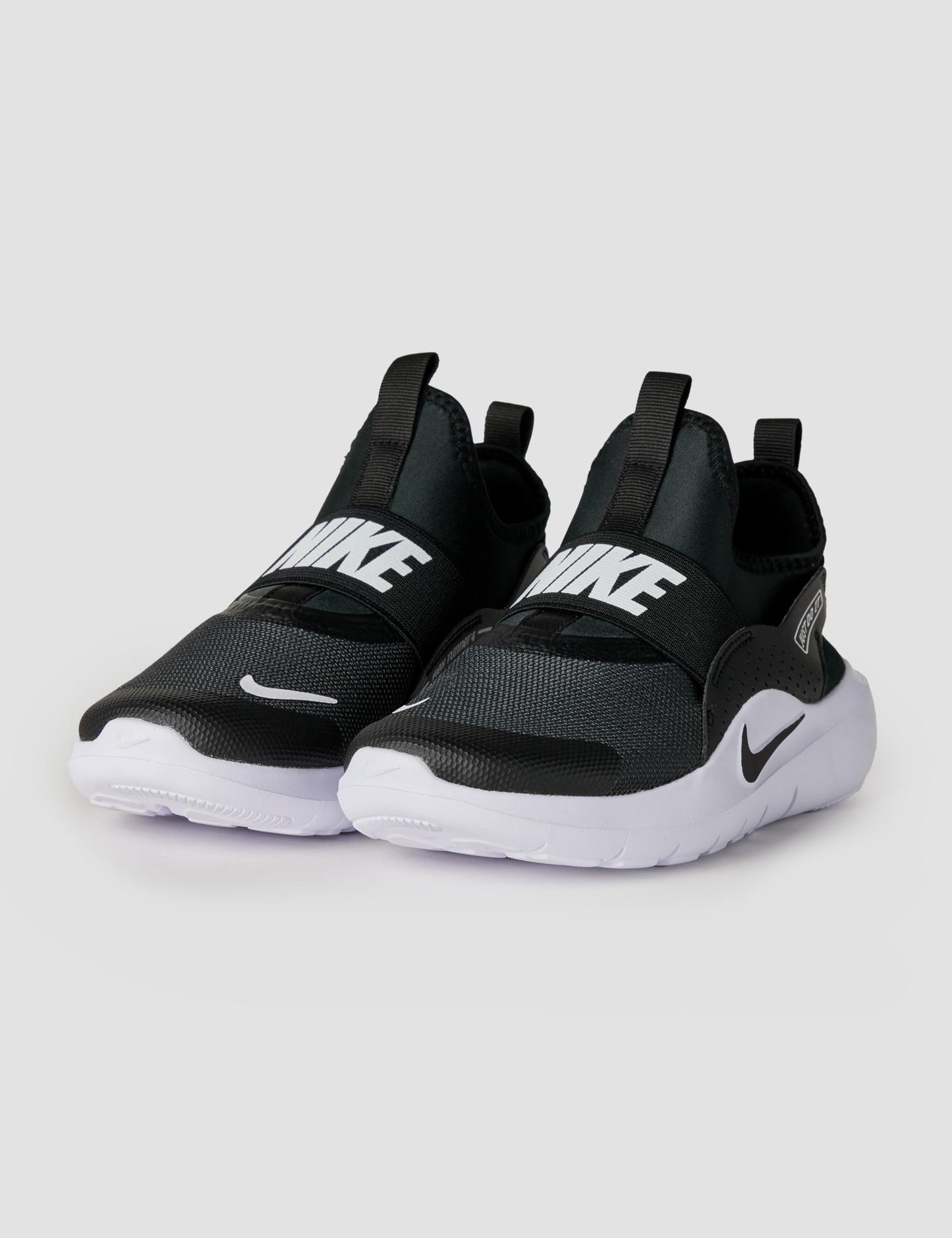 Nike Big Kid's Flex Runner 4 Running Shoe, Black/Black-White, 4Y