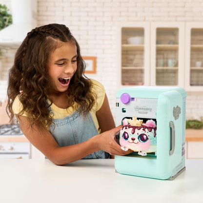 Cookeez Makery Freezy Cakez. Mix & Decorate Your Plush Best Friend! Place Your Cake Mix in The Freeze and Be Amazed When A Scented, Shivering, Interactive Plush Friend Comes Out. Styles May Vary