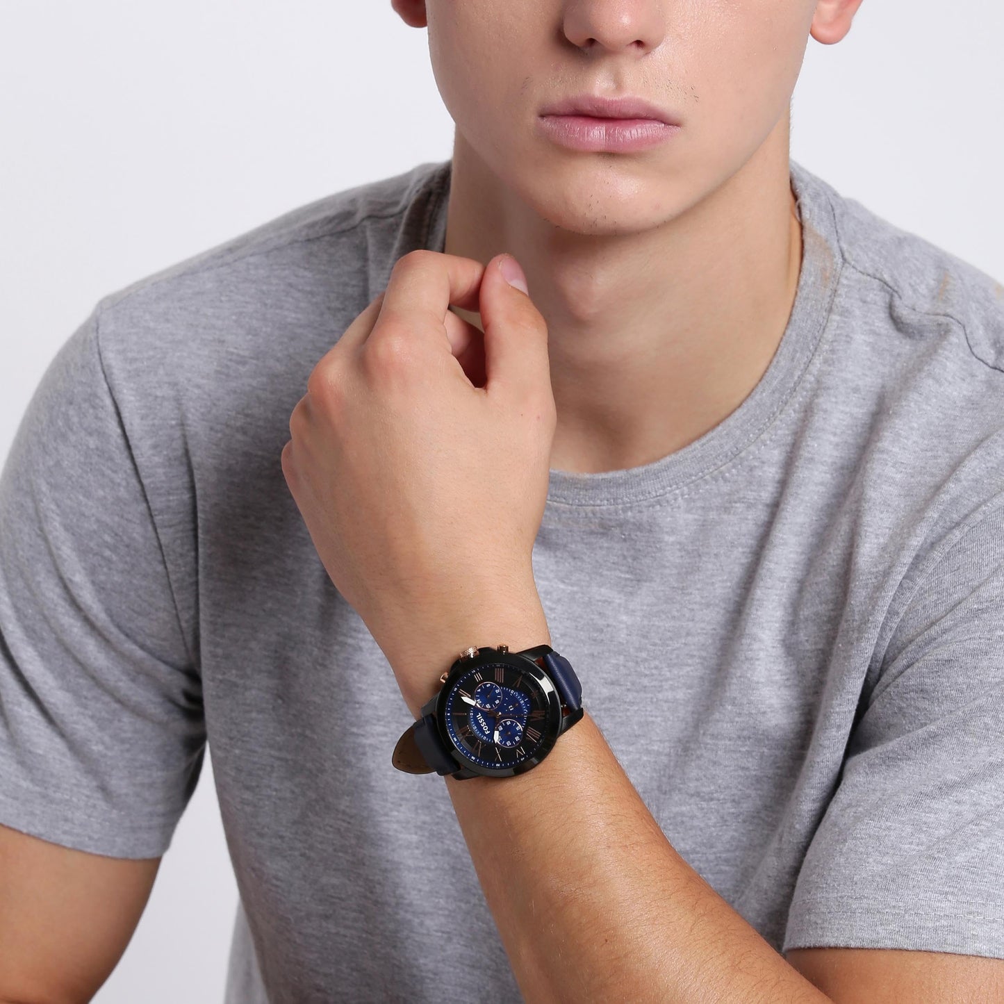 Fossil Men's Grant 44mm Quartz Stainless Steel and Leather Chronograph Watch for Men, Color: Black, Blue (Model: FS5061)