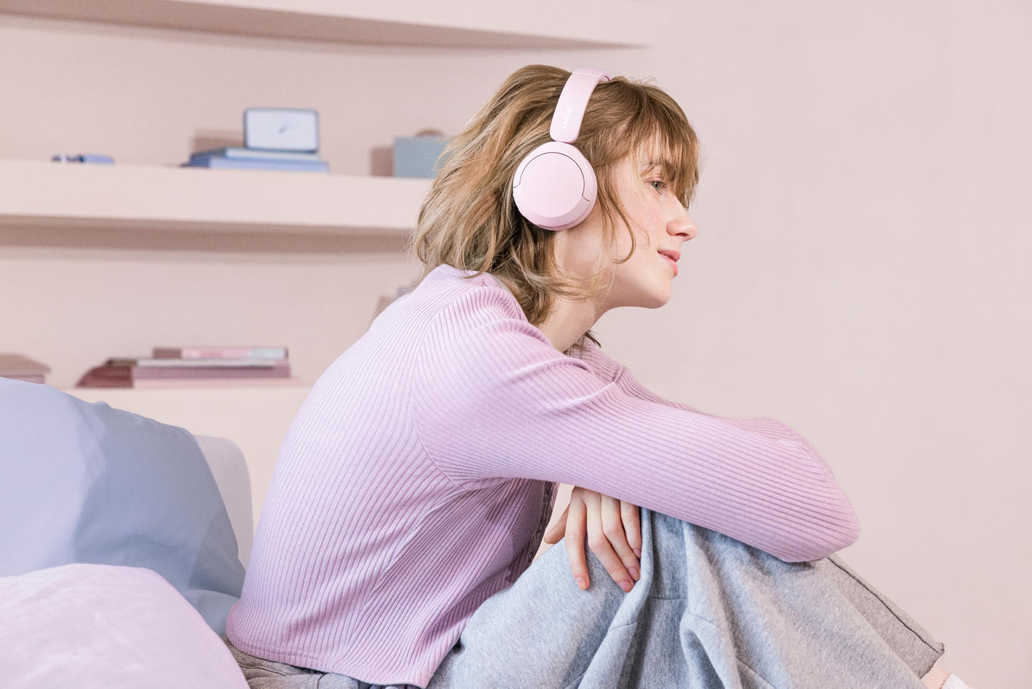 Sony WH-CH520 Wireless Headphones Bluetooth On-Ear Headset with Microphone, Pink