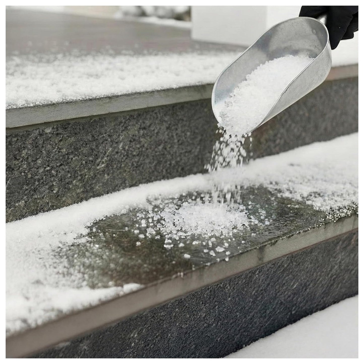 Snow Joe Eco Melt Premium Pet-Safe Ice Melt – Fast-Acting, Concrete Safe, Low-Tracking Deicer with Liquid Heat, Works to -25°F