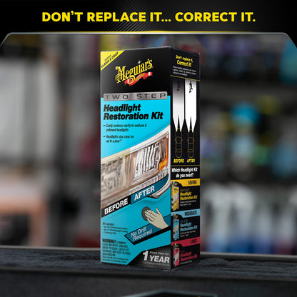 Meguiar's Two Step Headlight Restoration Kit, Headlight Cleaner Restores Clear Car Plastic and Protects from Re-Oxidation, Includes Headlight Coating and Cleaning Solution - 4 Count (1 Pack)