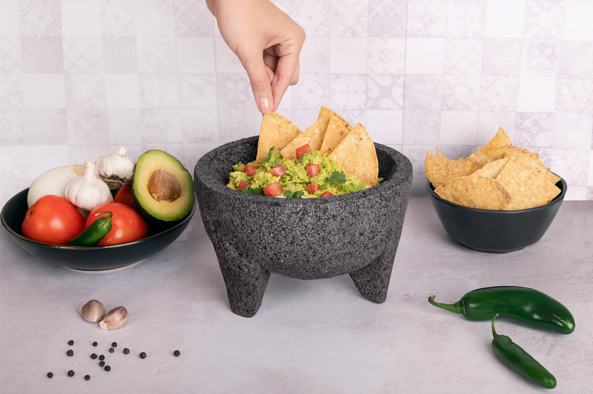 Molcajete 6 in Mexican, Handmade with Natural Volcanic Stone, Artisanal Kitchen Utensil for Grinding with Pores for Crushing, Specially Designed for Grinding Spices, Sauces, and Guacamole