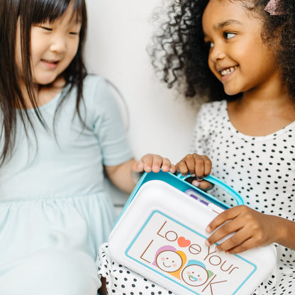 Melissa & Doug Love Your Look Pretend Makeup Kit (16 pcs) – Kids Vanity Set with Realistic Accessories, Mess-Free Fake Makeup for Girls, Dress-Up & Imaginative Play Toy, Ages 3++