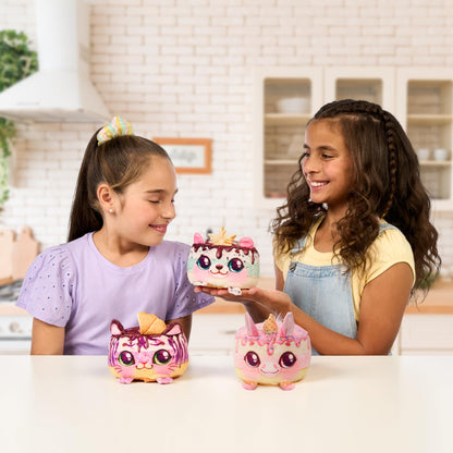 Cookeez Makery Freezy Cakez. Mix & Decorate Your Plush Best Friend! Place Your Cake Mix in The Freeze and Be Amazed When A Scented, Shivering, Interactive Plush Friend Comes Out. Styles May Vary