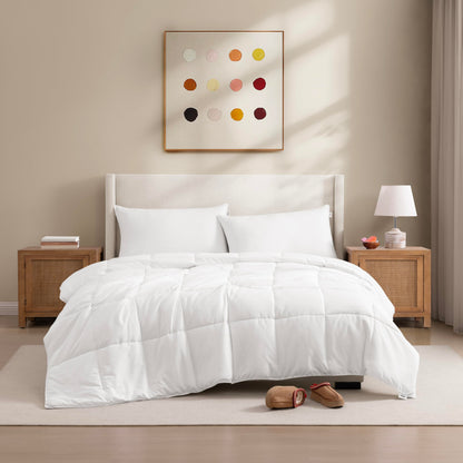 UGG Danielle Full/Queen Comforter Duvet Insert Cooling Lightweight Down Alternative Hypoallergenic Washable Quilted Fluffy Comforter Blanket with Corner Tabs for Duvet Cover, Full/Queen, Bright White