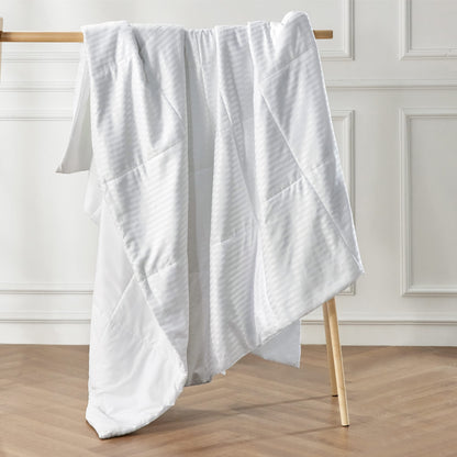 Bedsure Duvet Insert Queen Size - Lightweight Comforter, Quilted Cooling Duvet Insert, Down Alternative Summer Comforter with 8 Tabs, Ultra Soft, Striped, Machine Washable, Queen, 88x88 inches