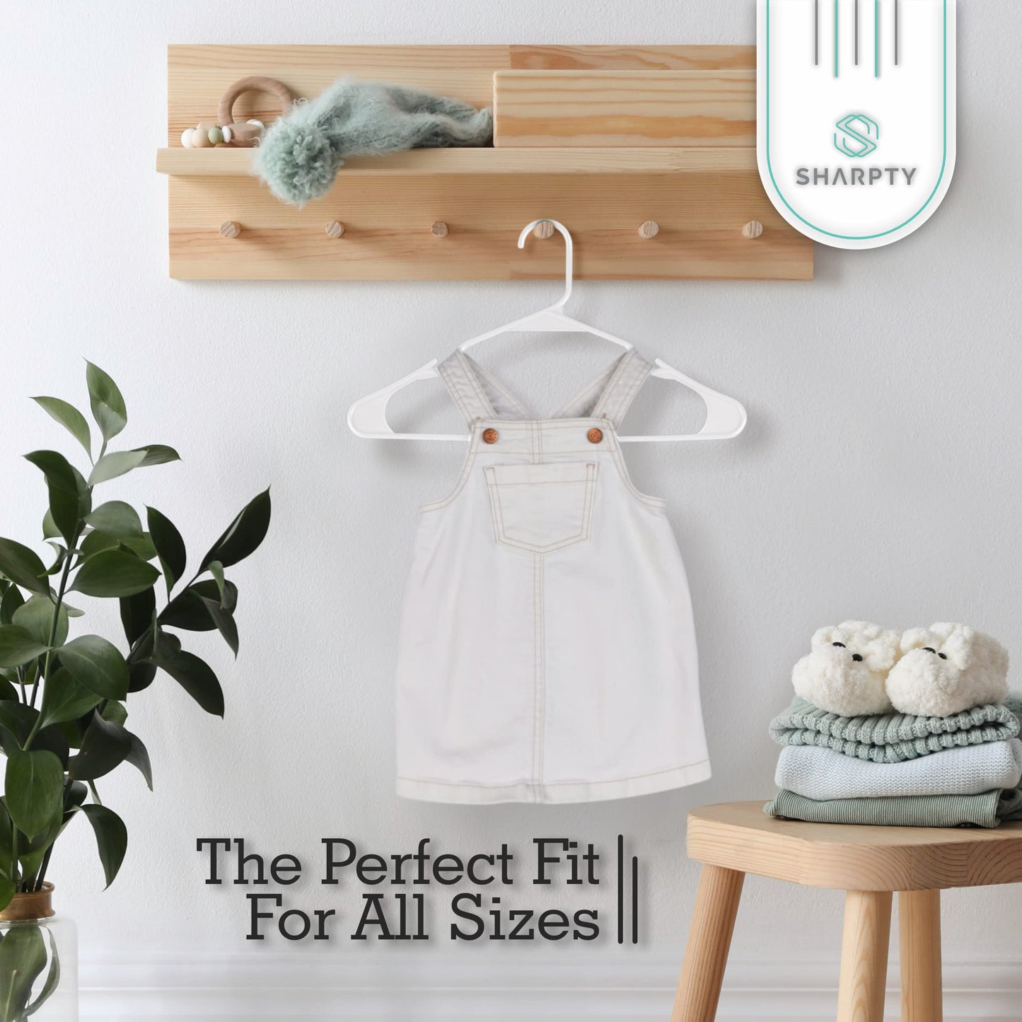 Sharpty - Plastic Hangers - Adult Clothes Hangers - T-Shirt, Dress, Coat Hangers & Accessories - Notched Hanger, Durable & Versatile Color Clothing Closet Hanger(20-Pack,White)