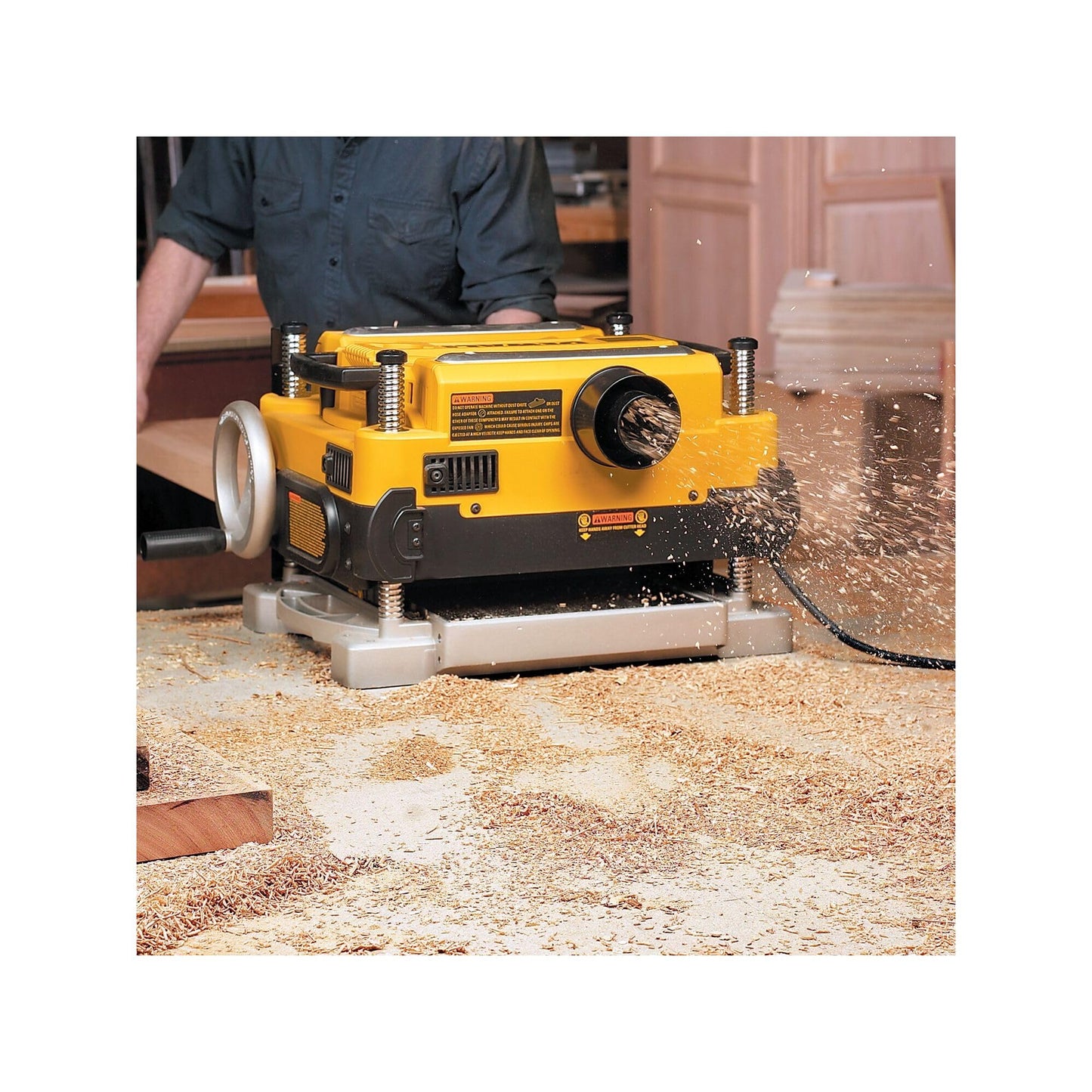 DEWALT Thickness Planer, 13-inch Wood Planer, Three Knife Two Speed, 15 Amp, 20,000 RPM Motor (DW735X)