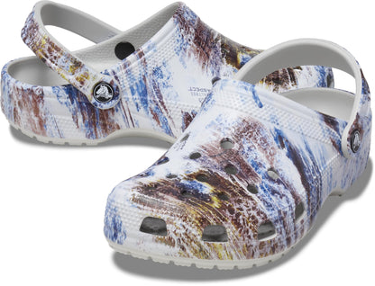 Crocs Unisex-Adult Classic Realtree Clog, Camo Shoes, Atmosphere, 4 Men/6 Women