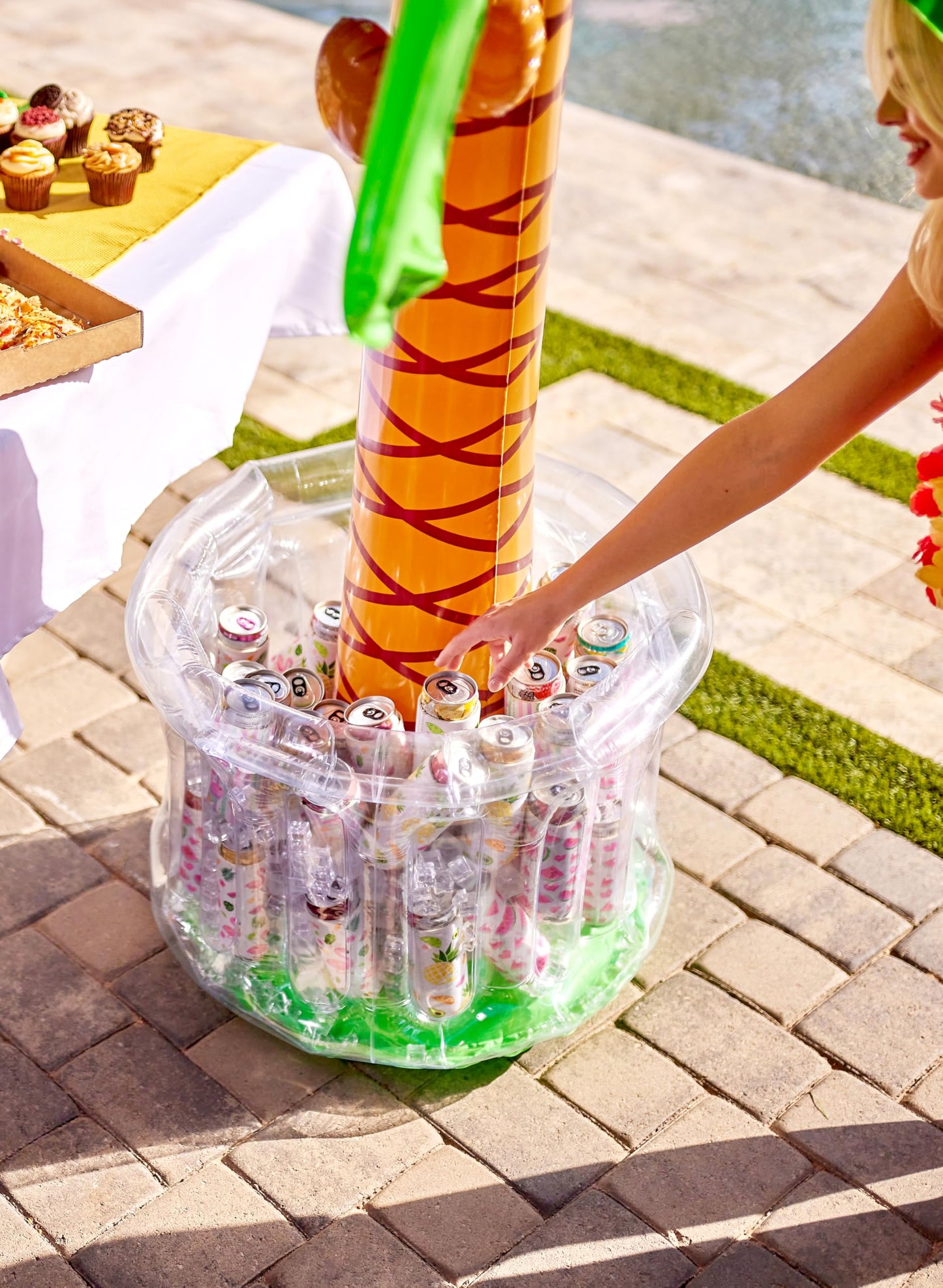 JOYIN 60" Inflatable Palm Tree Cooler, Beach Theme Decor, Pool Party Decorations, Luau Hawaiian Birthday Party Supplies, Ocean Jungle Tropical Themed Summer Outdoor Drink Cooler