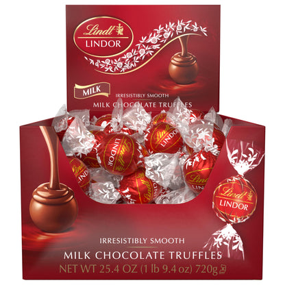 Lindt LINDOR Milk Chocolate Candy Truffles, Milk Chocolate with Smooth, Melting Truffle Center, 25.4 oz., 60 Count