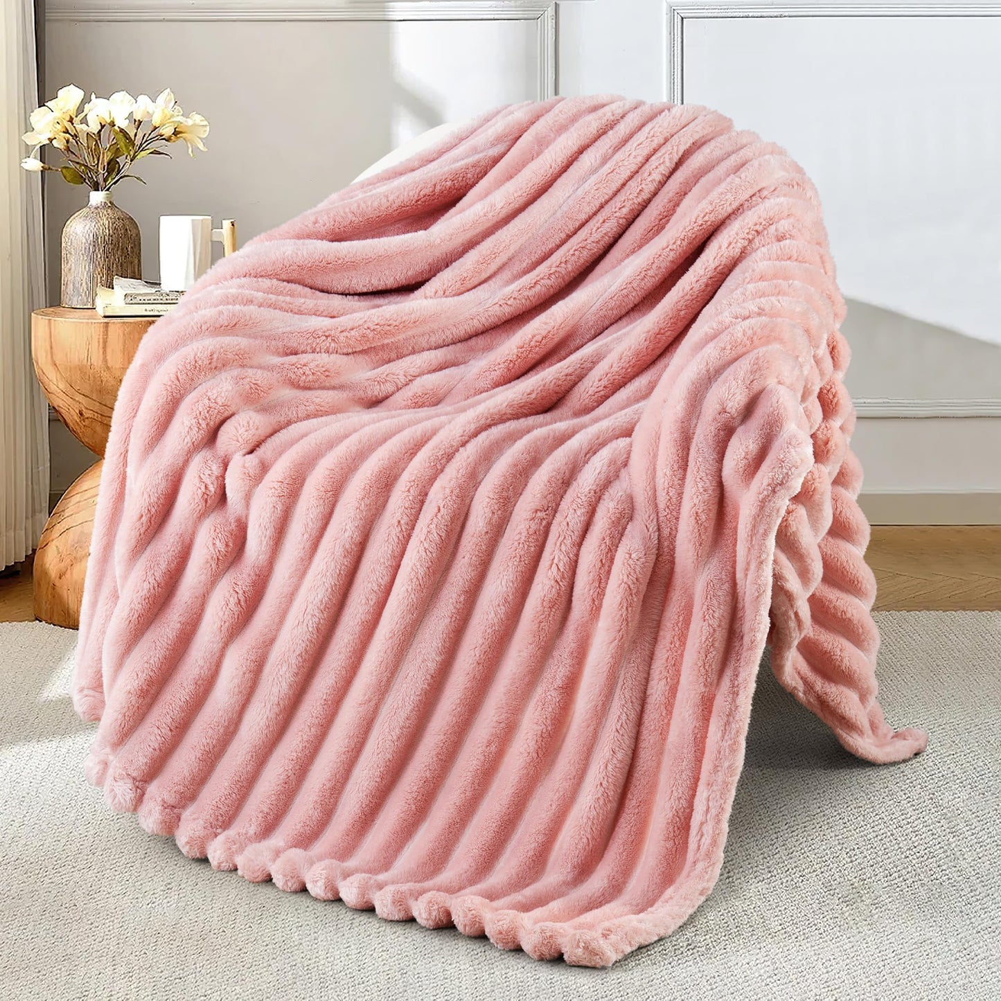 Exclusivo Mezcla Fleece Throw Blanket for Couch, Super Soft Striped Jacquard Bed Blanket, Lightweight Fuzzy Cozy for All Seasons, 50x60 Inches, Pink