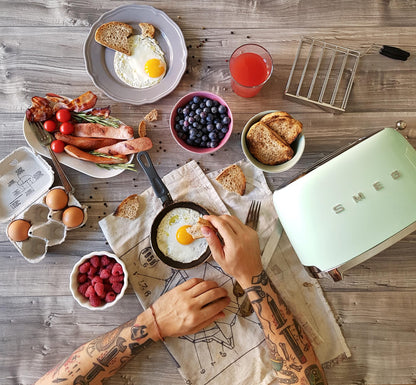 SMEG 2 Slice Toaster with 6 Presets and Defrost Function and Removable Crumb Tray TSF01PGUS, Pastel Green