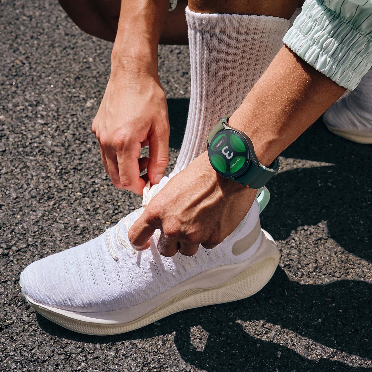 SAMSUNG Galaxy Watch 7 Bespoke Edition 44mm Bluetooth AI Smartwatch w/Energy Score, Wellness Tips, Heart Rate, Sleep, Fitness, Dark Gray Sport Band, Green, US Version, 1Yr Manufacturer Warranty