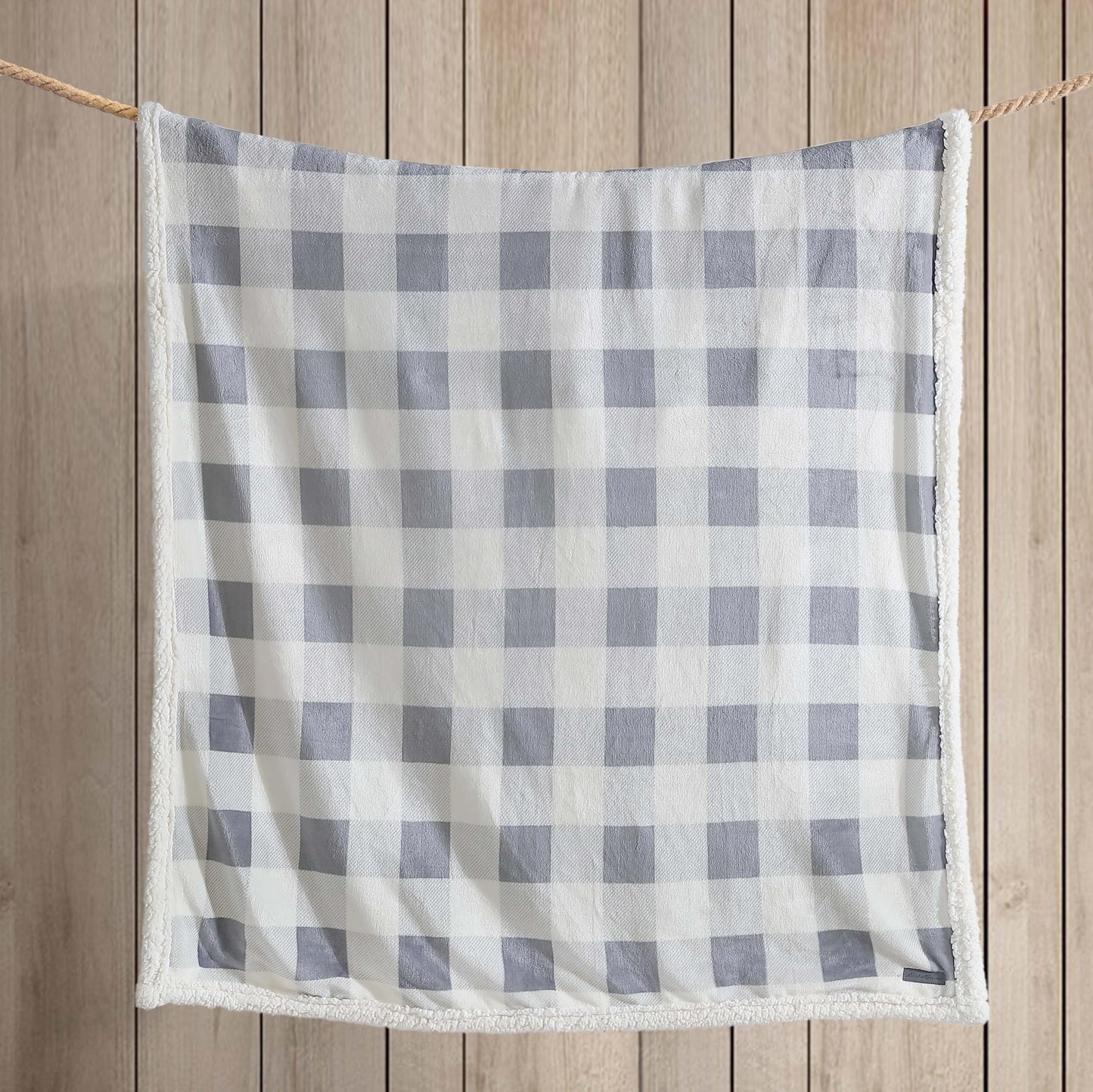 Eddie Bauer - Blanket, Super Soft Reversible Sherpa & Brushed Fleece Bedding, Throw Blankets for Couch, Ideal for Lounging (Chrome)