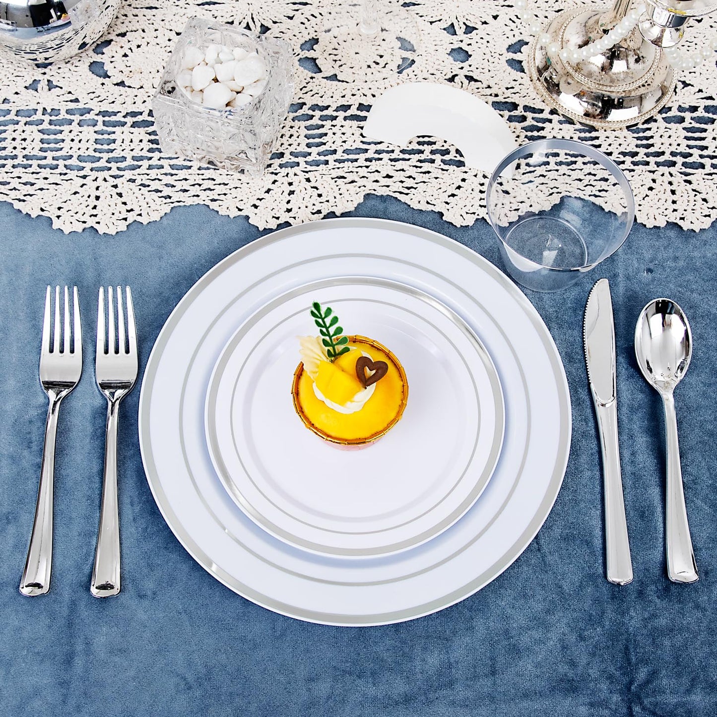 WELLIFE 600 PCS Silver Disposable Dinnerware Set for 100 Guests, Silver Plastic Plates for Party, 100 Each-Dinner & Salad Plates, Cups, Forks Knives Spoons for Wedding and Easter Events