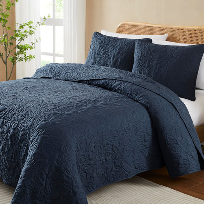 B2EVER Navy Blue Quilt Set King Size with Pillow Sham, Soft Microfiber Lightweight Farmhouse Bedding, Summer Bedspread Coverlet with Leaf Pattern for All Season, 3 Piece, 104x90 inches