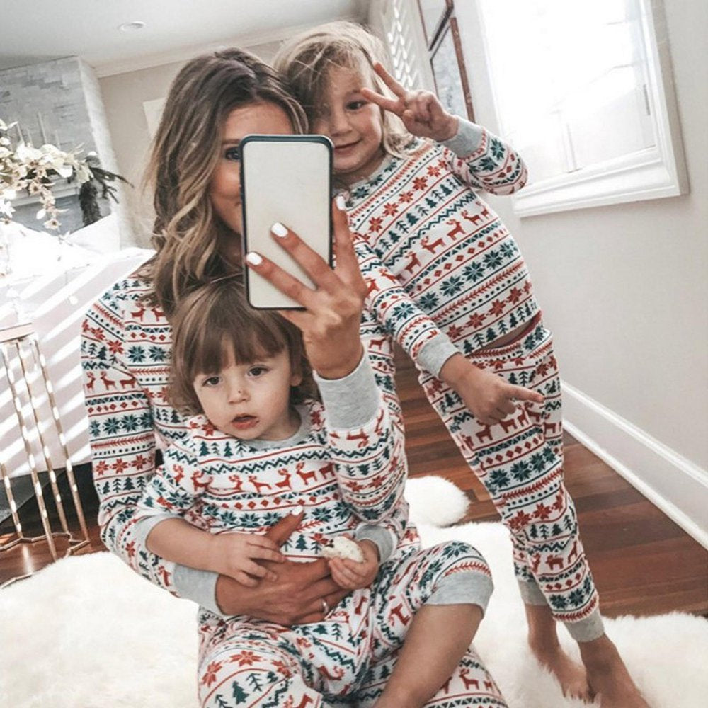 Baozhu Family Matching Christmas Deer Printing Family Fitted Cotton Soft Two-piece Pajamas Sets Outfits, Unisex