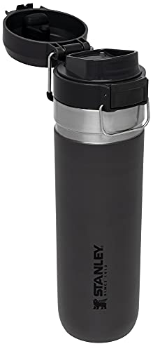 Stanley The Quick Flip GO Bottle Charcoal, 24OZ / .7L