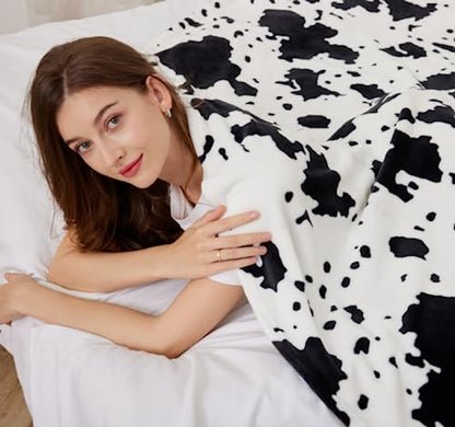 SeaRoomy Cow Print Blanket Soft Fuzzy Fleece Flannel Cow Throw Blanket for Couch Bed Cute Funny Cow Blanket for Adults Novelty Cool Birthday Gifts Gag Gifts for Adults Teens