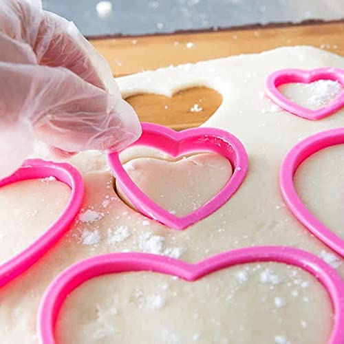 Wilton Nesting Heart Cutter Set