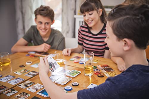 Splendor Board Game (Base Game) - Strategy Game for Kids and Adults, Fun Family Game Night Entertainment, Ages 10+, 2-4 Players, 30-Minute Playtime, Made by Space Cowboys