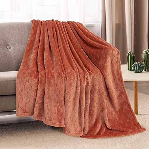 TOONOW Fleece Blanket Super Soft Cozy Throw Blanket 50" x 60", Lightweight Fuzzy Comfy Textured Flannel Blanket Warm Plush Throw Blankets for Couch, Sofa, Bed, Carnelian