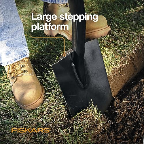 Fiskars Square Garden Spade Shovel - Steel Flat Shovel with 48" D-Handle - Heavy Duty Garden Tool for Digging, Lawn Edging, and Weed Removal - Black/Orange