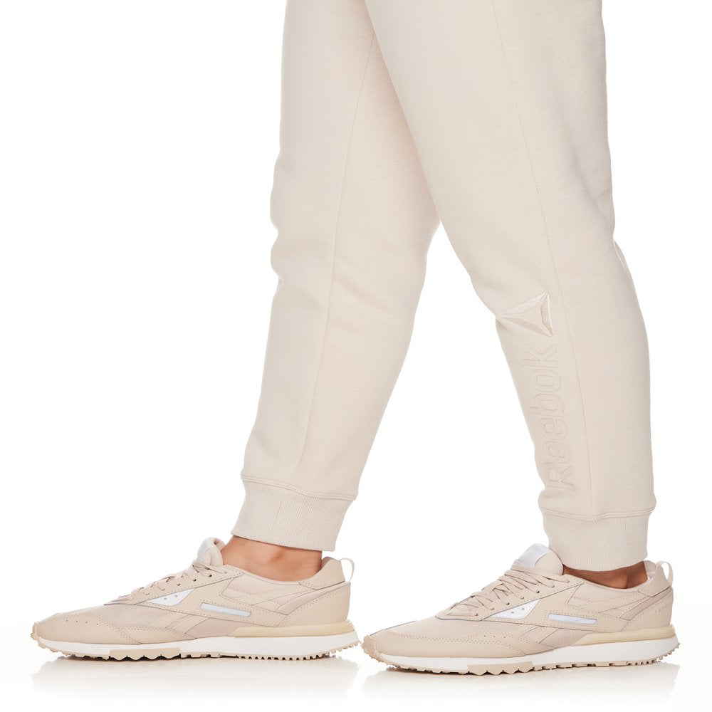 Reebok Women's Purpose Jogger With Back Pocket